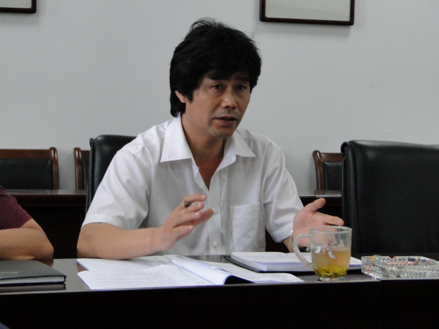 教学副经理陈启林参加评审会